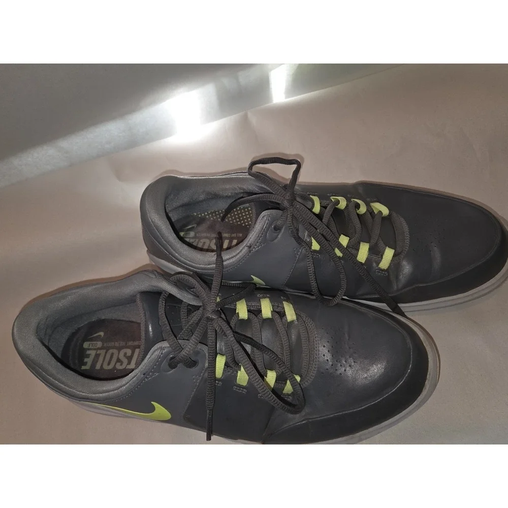 Men's Nike Air Zoom Accurate Golf Shoes style 909723-001 Dark Grey Volt size 11